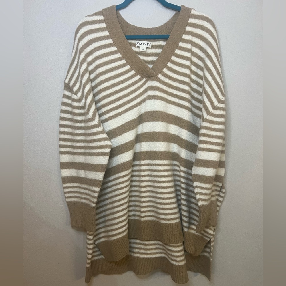 Ava & Viv Tan and White V-Neck Striped Sweater